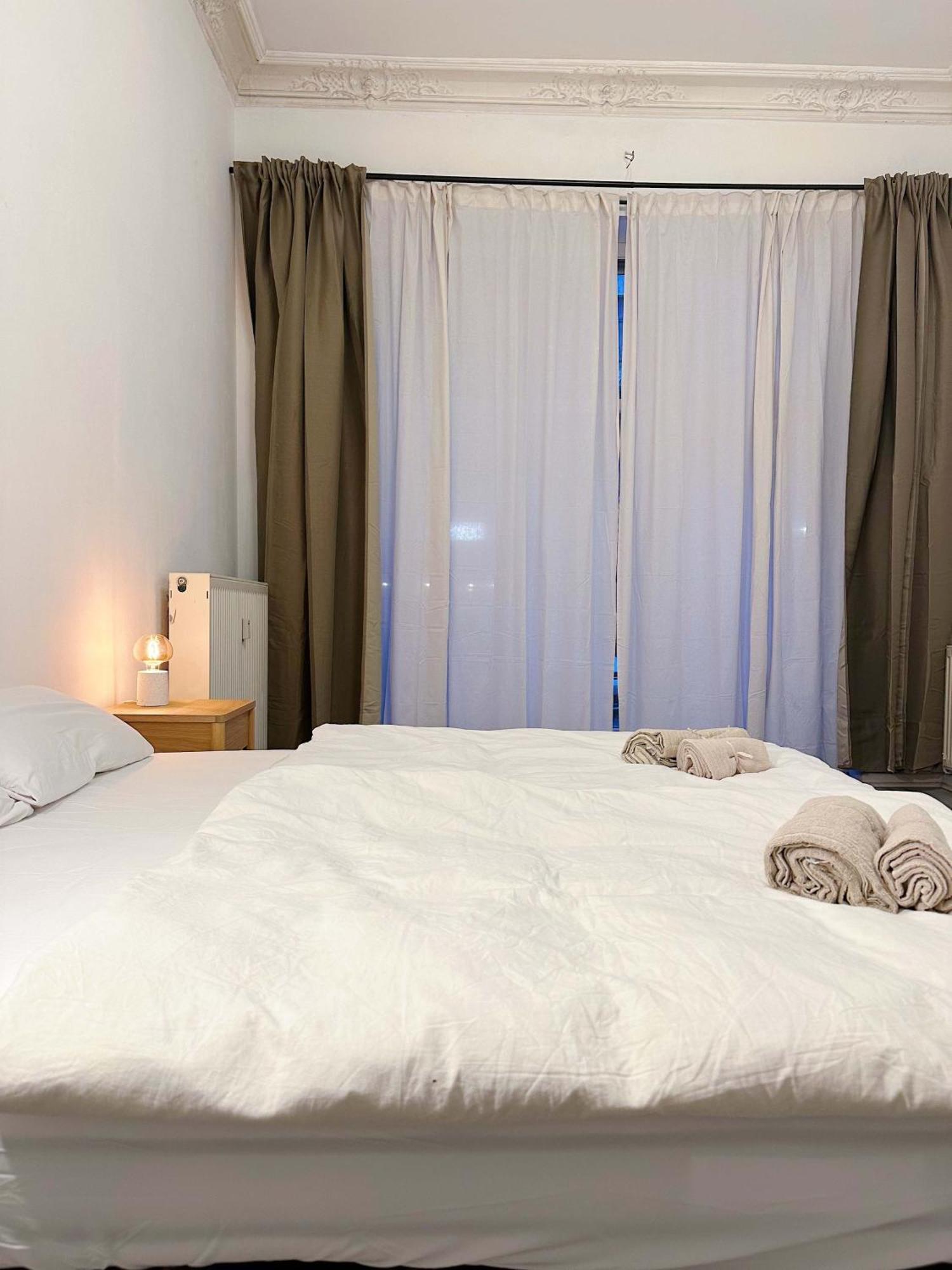 In Shared In Berlin-kreuzberg Apartment