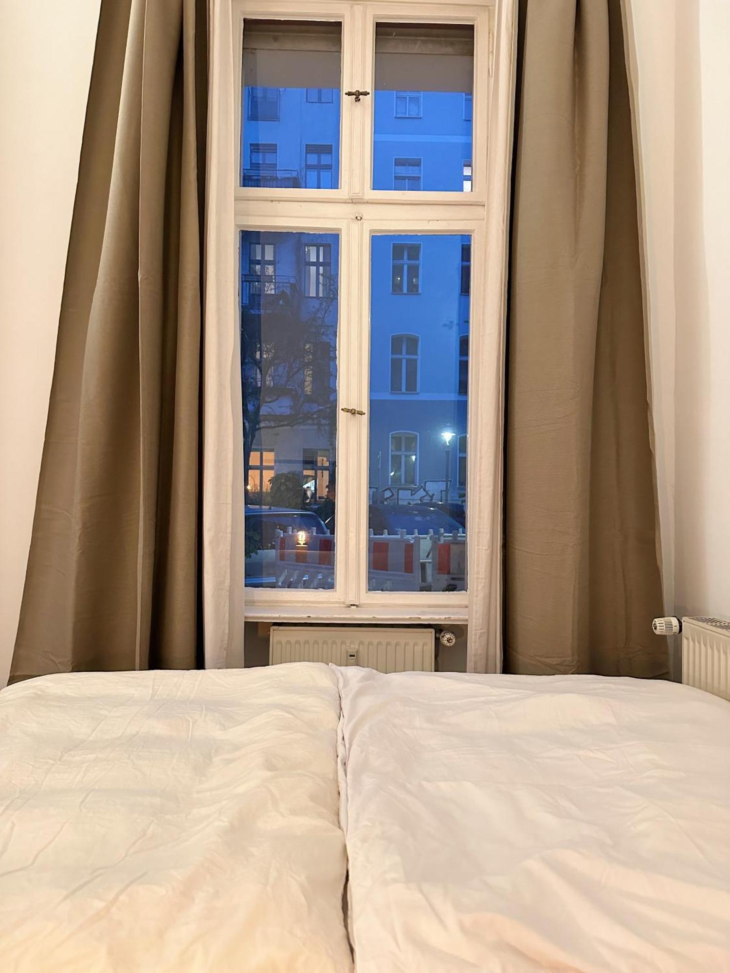 In Shared In Berlin-kreuzberg Apartment